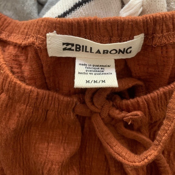 NWT Billabong getway top - Picture 4 of 5